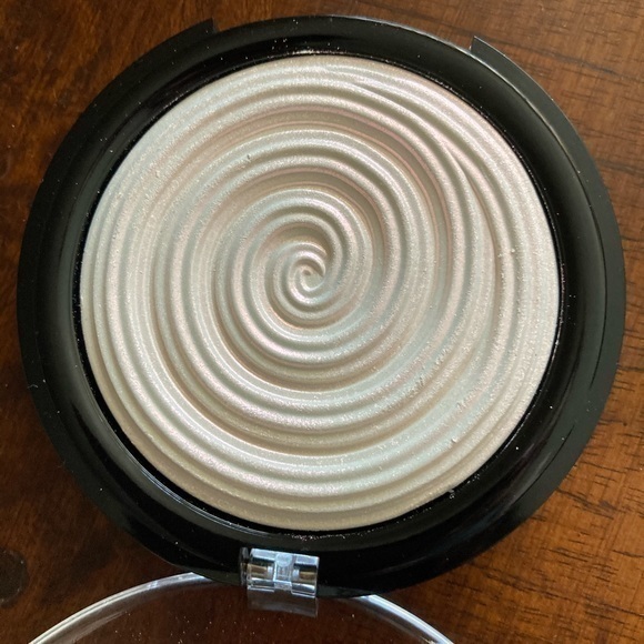 NWT Laura Geller 2 Piece Luminous Collection - Picture 5 of 6